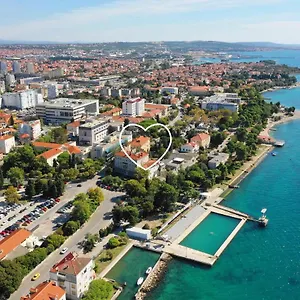 & Kolovare 3, 3*, Zadar Kroatien